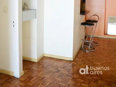 Departamento 3 ambientes con balcón en Retiro en alquiler