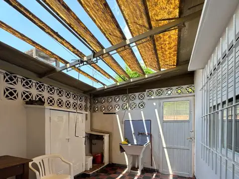 Depto Tipo Casa en Venta en Banfield, USD 48.000