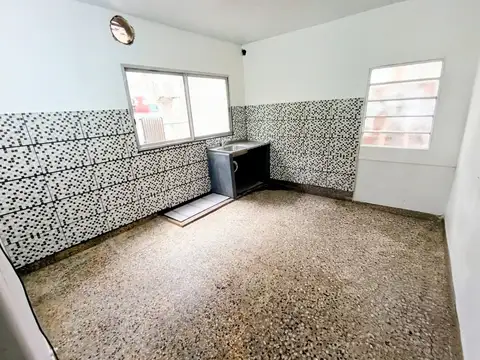 Depto Tipo Casa en Alquiler de 2 dormitorios