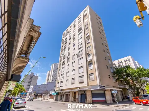 VENTA SEMIPISO EN EL CENTRO DE LA CIUDAD