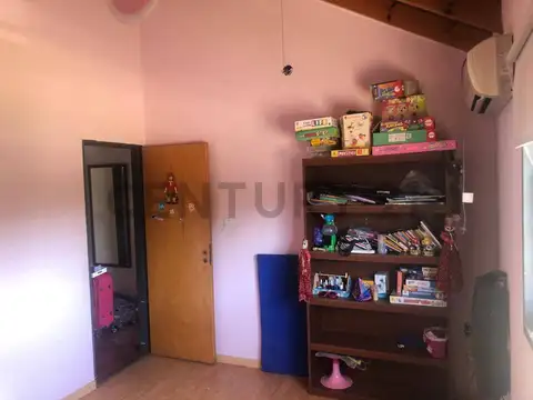 Departamento 5 ambientes con 2 baños