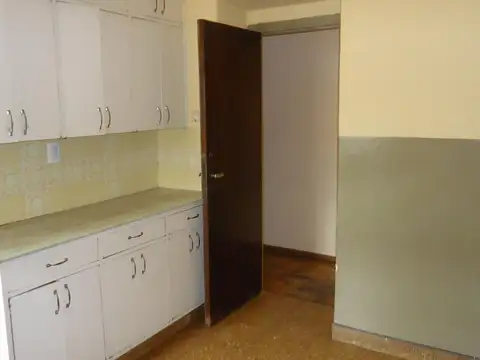 Avda. Maipu Semipiso 100