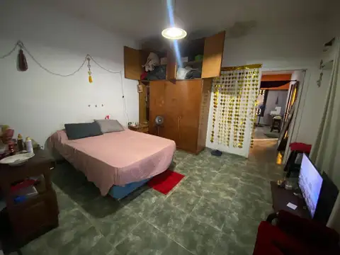 Casa en Venta en La Plata [Cod: 084003]