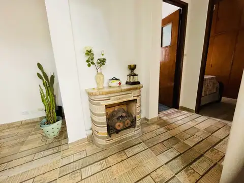 DEPARTAMENTO 3 AMBIENTES LUMINOSO EXPENSAS BAJAS