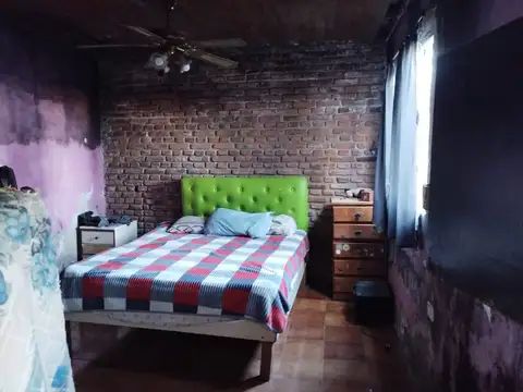 Casa 3 ambientes con 1 baño
