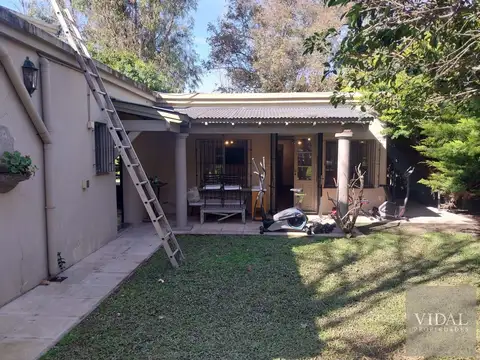Casa en Alquiler Temporal con 4 cocheras