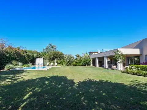 Casa en venta Funes Planta baja 3 Dormitorios