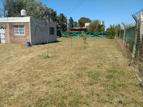 venta casa a refaccionar la reja 