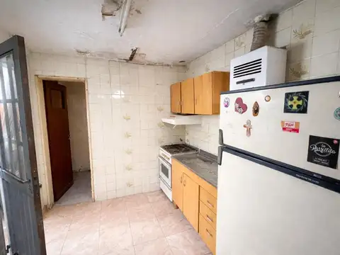 Casa 4 ambientes con 1 baño