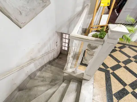 Depto Tipo Casa en Venta de 5 ambientes