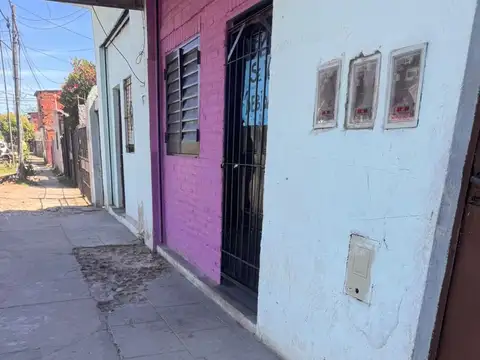 Casa 4 ambientes con 4 baños