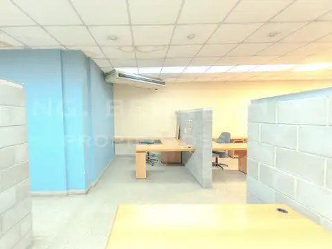 Oficina Monoambiente con 2 baños