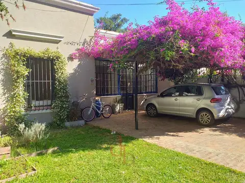 Casa en Jose Marmol zona sur Oportunidad! Cercano a Estación de Mármol y Adrogué