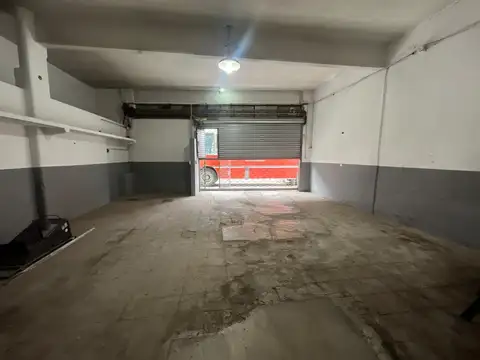 Galpon en Alquiler 11  mts Fondo