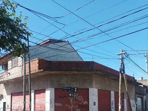 Depósito en Alquiler en Billinghurst buena ubicacion