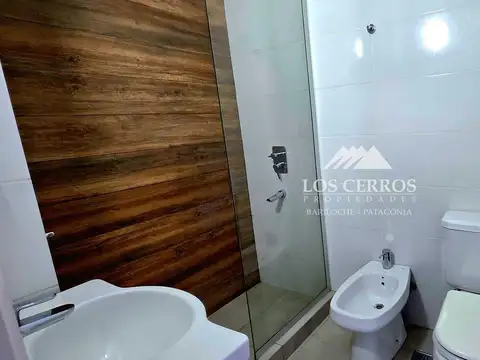 Departamento en Alquiler con 1 cocheras