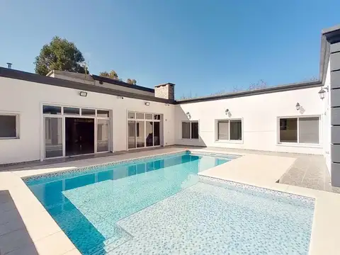 CASA EN VENTA 5 AMB EN MIRALAGOS VISTA AL LAGO