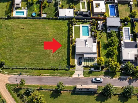 Terreno en Venta 32  mts Fondo