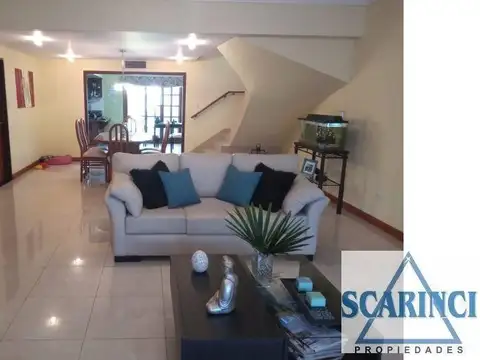 Casa en Venta de 4 dormitorios