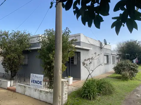 Casa 5 ambientes con 1 baño