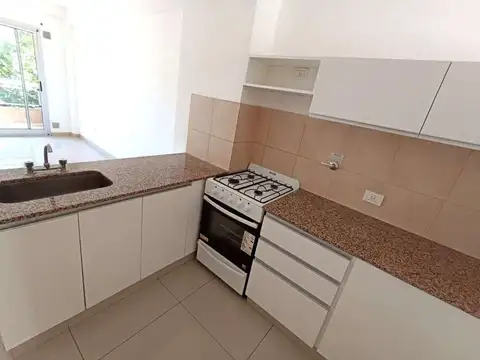 Departamento en Alquiler en Flores, $ 650.000