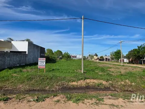 Terreno sobre calle güemes, a pocas cuadras de acceso dr. bastián. san jose.