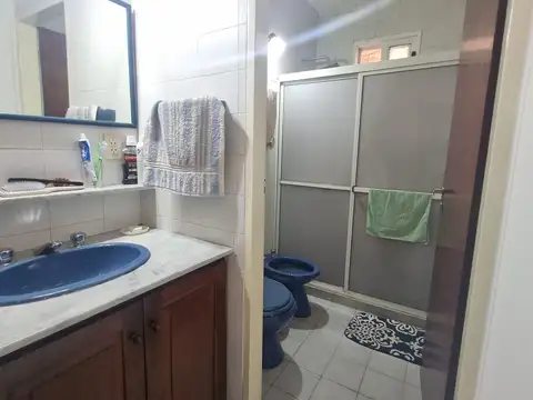 El 3x1 de Vedia! Casa con pileta+Oficinas+Departamento en microcentro!