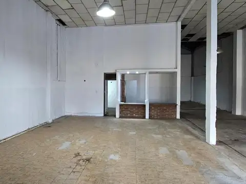 Deposito En Alquler Av Maipu. 765