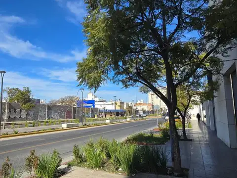 Galpon en Alquiler en Centro, $ 2.500.000