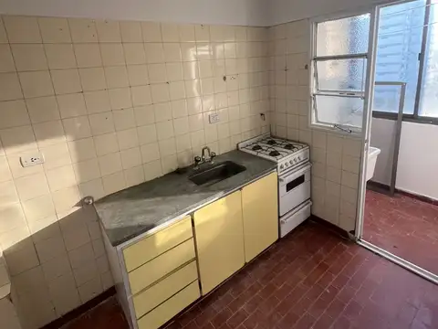J V Gonzalez 100, Piso 6