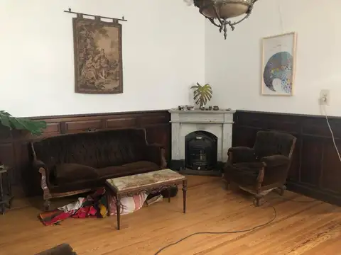 Casa en venta - 2 Dormitorios 1 Baño - La Plata