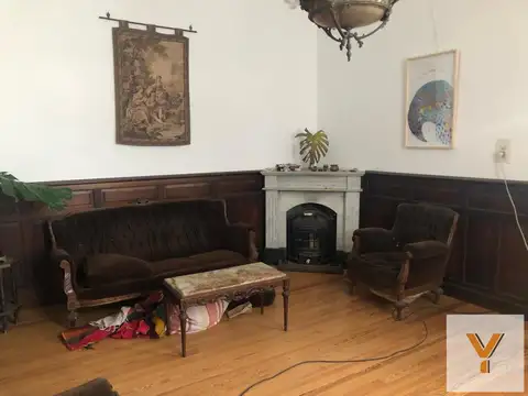 Casa en venta - 2 Dormitorios 1 Baño - La Plata