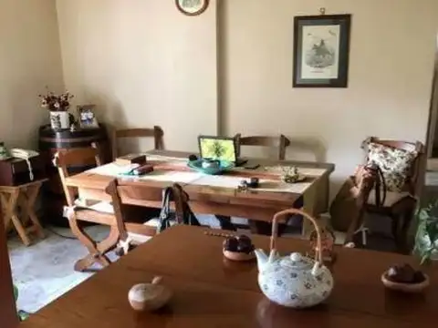 525 e/ 12 y Camino General Belgrano