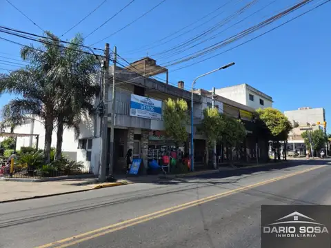 UNICO ENTRADA ESCOBAR. LOCAL, 2 VIVIENDAS, GALPONES.