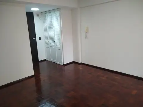 Oficina en Alquiler en Mendoza, $ 450.000