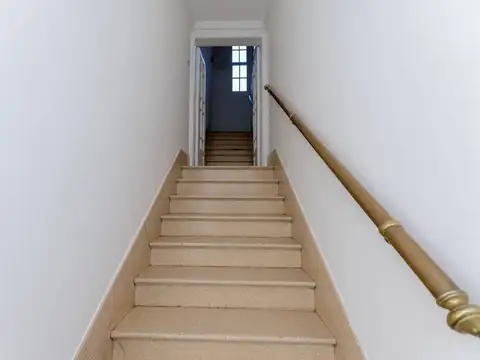 Depto Tipo Casa 5 ambientes con 1 baño