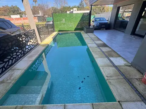 Casa en Venta con 1 cochera