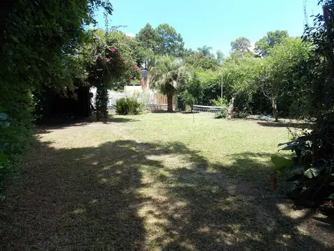 CASA-QUINTA 2 DORM, JARDIN, PISCINA, ARROYO LEYES