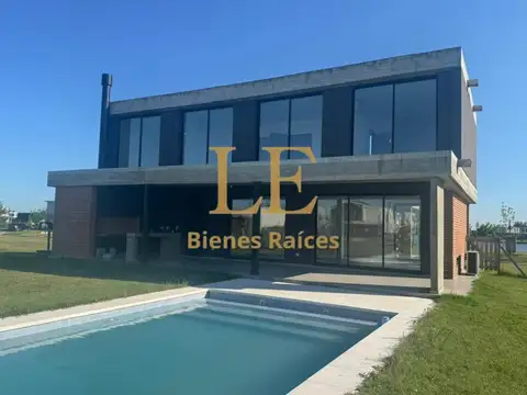 CASA A LA VENTA EN EL NAUDIR