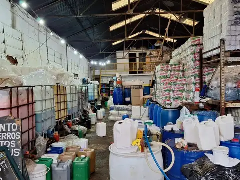 Galpon en Venta en Fisherton, USD 350.000