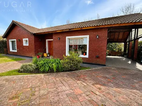Venta Casa - Barrio La Masia, Pilar (APTO CRÉDITO)