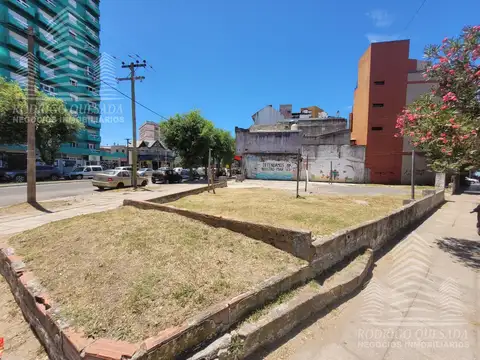 Terreno en Venta 25  mts Fondo