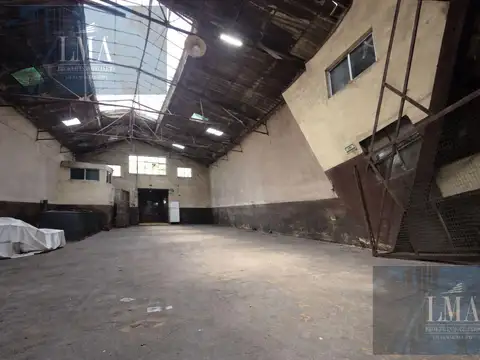 Venta Deposito/Galpón, Frente 12.70 x 45,36 Mts