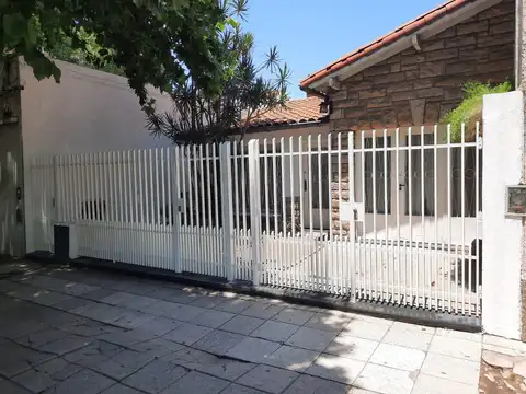 Casa en Venta en Caseros, USD 179.000