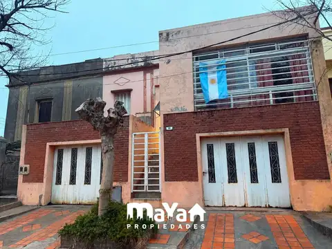 CASA EN VENTA - CAMPANA