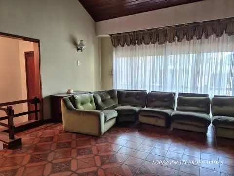 Casa en Venta de 5 dormitorios