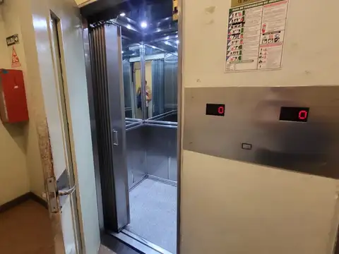 Departamento en Venta en Villa del Parque, USD 103.000