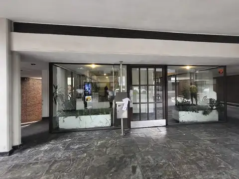 Departamento en venta 3 amb al Contrafrente en Villa del Parque