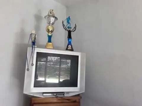 Casa ambientes ambientes con 2 baños