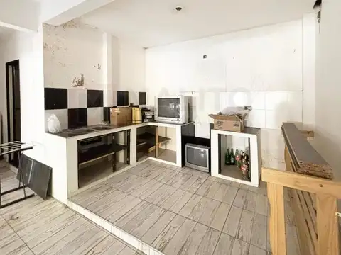 Venta PH Frente 2 Ambientes en Mataderos